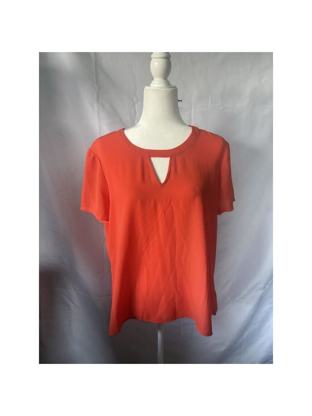 Cato Women's Large Coral Orange Blouse Cutout Neckline Tulip Criss Cross L ✨✨